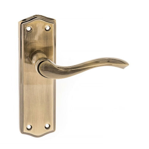 Atlantic Old English Warwick Lever Handle on Back Plate