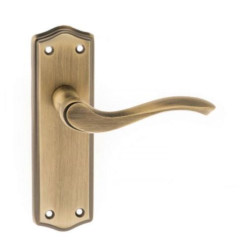 Atlantic Old English Warwick Lever Handle on Back Plate