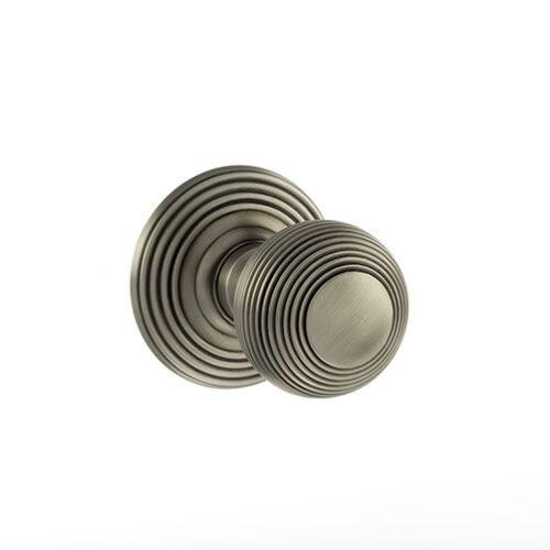 Atlantic Old English Ripon Round Reeded Mortice Knob