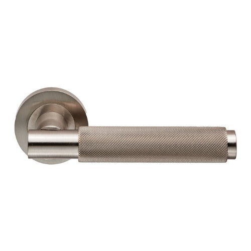 Carlisle Brass Varese Door Handles on Roses