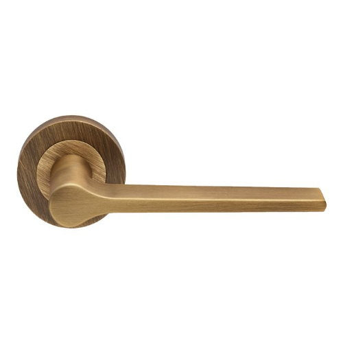 Carlisle Brass Velino Door Handles on Roses