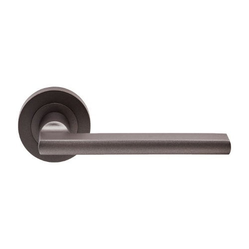 Carlisle Brass Trentino Door Handles on Roses