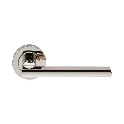 Carlisle Brass Trentino Door Handles on Roses