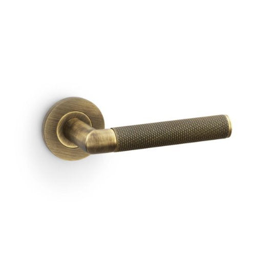 Alexander and Wilks Harrier Knurled Lever Handle