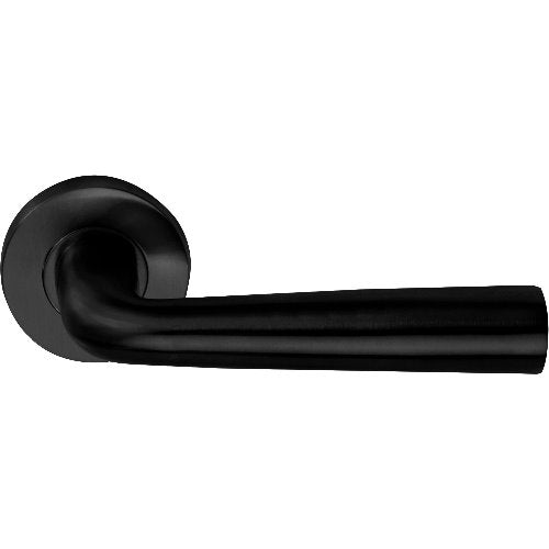 Basics LB10H Lever handles set