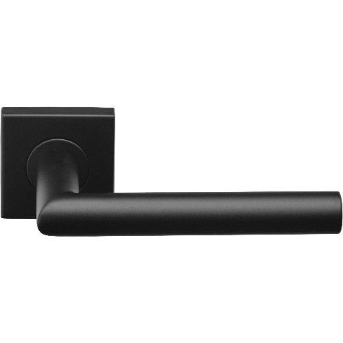 Basics LB2-19BSQR53 Lever Handle Set