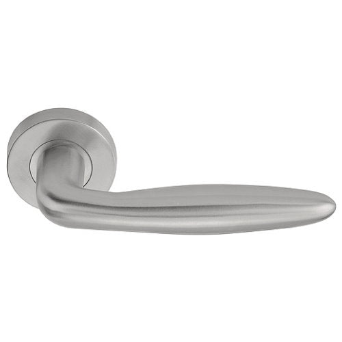 Basics LB18H Lever Handles Set