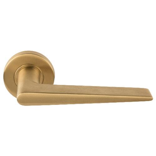 Basics LB21H Lever Handle Set