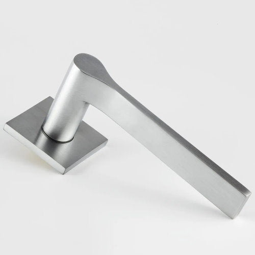 Hard and Ware PL4RSR1 Flat Bar Lever on Square Rose