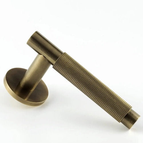 Hard and Ware TSPL2RR1 Smooth and Knurled Lever on Round Rose