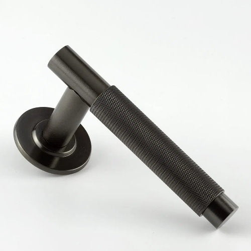 Hard and Ware TSPL2RR3 Smooth and Knurled Lever on Stepped Round Rose