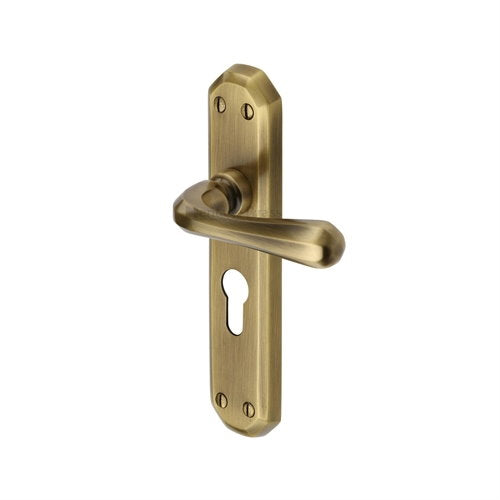 M.Marcus Heritage Brass Charlbury Lever Handle on Plate