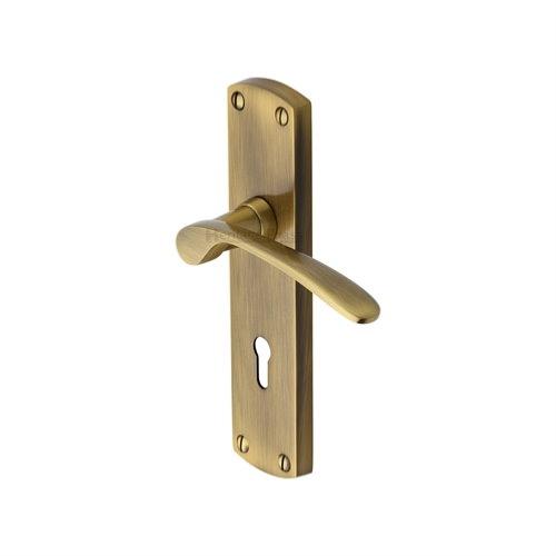 M.Marcus Heritage Brass Diplomat Lever Handle on Plate