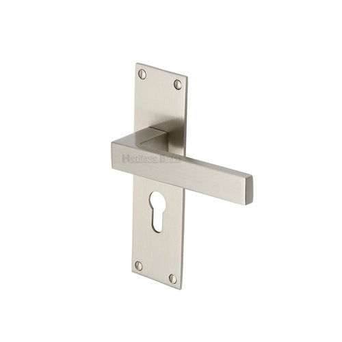 M.Marcus Heritage Brass Metro Low Profile Lever Handle on Plate