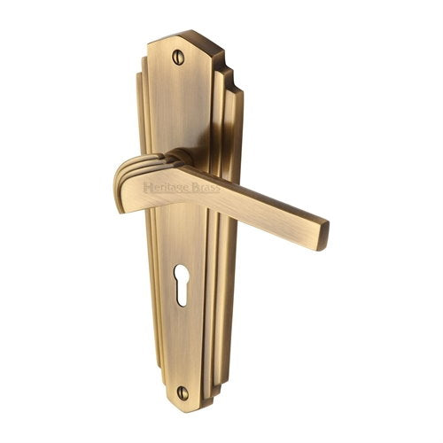 M.Marcus Heritage Brass Waldorf Lever Handle on Plate