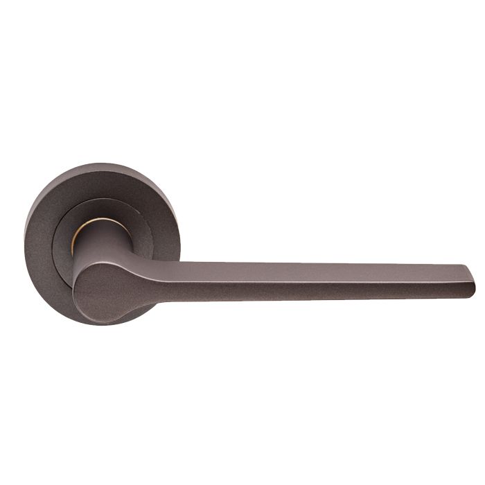 Carlisle Brass Velino Door Handles on Roses