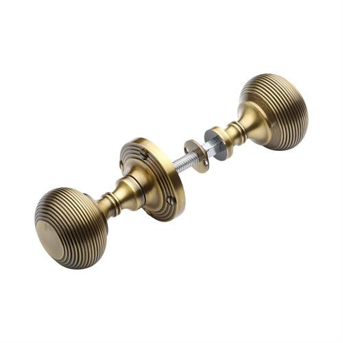 M.Marcus Heritage Brass Reeded Rim Knob Set