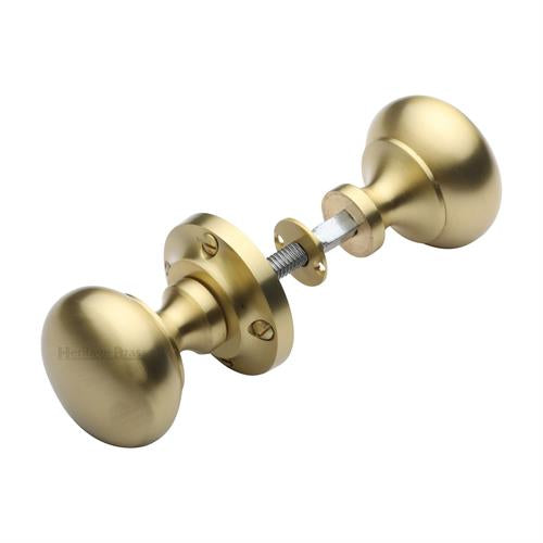 M.Marcus Heritage Brass Victoria Rim Knob Set